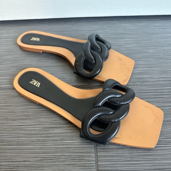 Black and Tan Zara Sandals - Picture 2 of 4